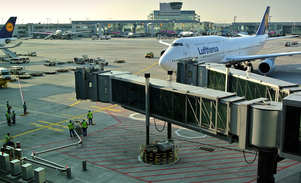 Choose your air freight transit option wisely